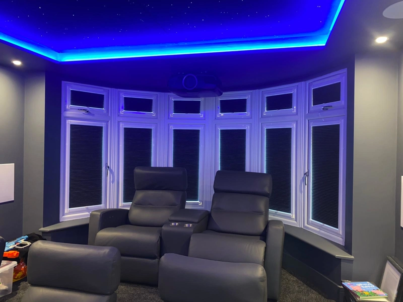 Blackout Shutter Features